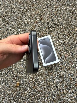IPhone 15 pro 256GB - baterie 100% - 3