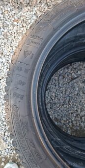225/45R17 Kleber - 3