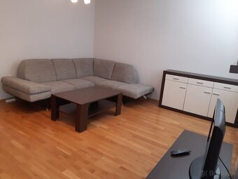 Nájom pre 2-3 osoby, Centrum 450 a  350 €/osobu - 3