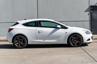 Opel Astra GTC 2.0 CDTI Start/Stop Sport - 3