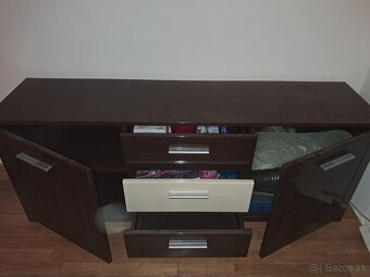 Komoda - 3
