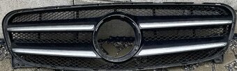 Predná mriežka Mercedes Benz - 3
