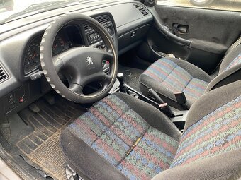 Predám Peugeot 306 Combi (1999) - 3