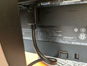 Predám monitor Dell U2713 HMt, 27", rozlíšenie 2560x1440px - 3