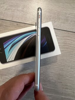 Apple iPhone SE 2022 64GB, 3.Gen, white - 3