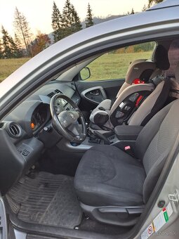 Toyota rav4 III, 100kw r.v. 2006 - 3