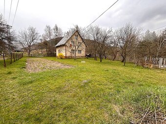 Margecany: 4 izbový tehlový rodinný dom na pozemku 1076 m2 - 3