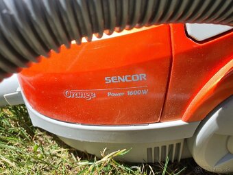 Podlahový vysavač Sencor SVC 530 ORANGE - 3