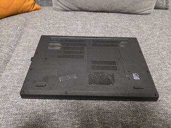 Lenovo ThinkPad P15 Gen 1|Intel Core i7‑10850H|32 GB|512GB - 3