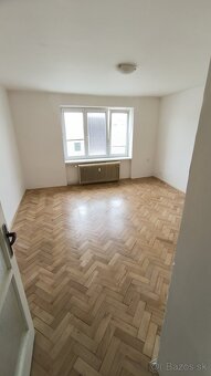 Prenajmem 2 izbový byt v Spišskej Novej Vsi - 3