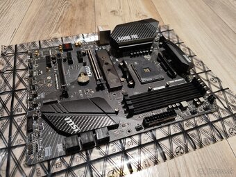 Rezervované - Predám MSI B450 GAMING PRO CARBON AC - 3