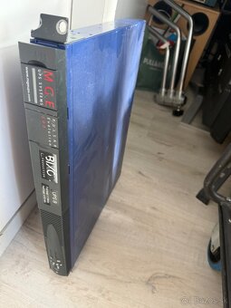 UPS Rôzne druhý - 3