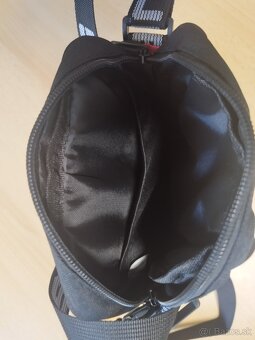 Supreme malá taska - 3