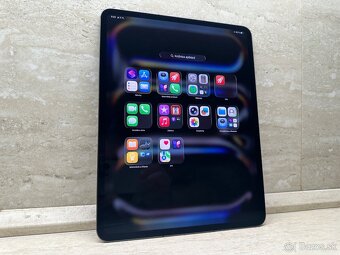 iPad Pro 13 256GB Wi-Fi + Cellular Space Black, 100% batéria - 3