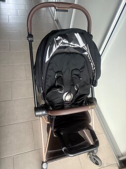 Predám kočík Cybex Mios Rosegold Deep black - 3