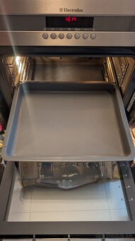 Vstavaná elektrická rúra Elektrolux - 3