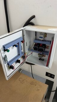 Lakovaci/striekaci BOX s odsavanim - 3