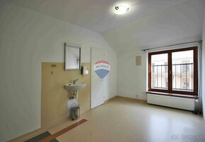 PRENÁJOM služby zdravotníckeho charakteru 13,60  m2, Piešťan - 3
