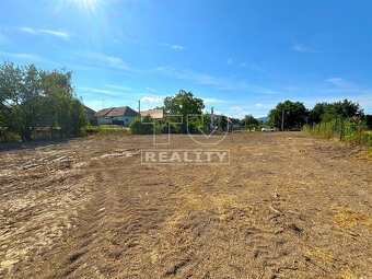 Na predaj pozemok 1630 m2 Blesovce okr. Topoľčany - 3