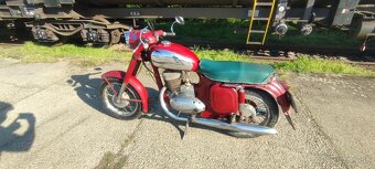 Jawa 250/559 - 3