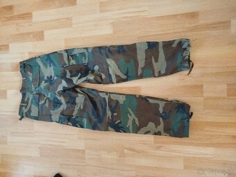 Airsoftova výstroj zo zbranou - 3