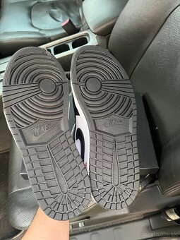 Air Jordan 1 mid - 3