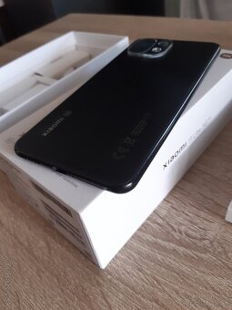 Xiaomi 11 Lite 5G NE / 8GB/128GB TOP stav - 3