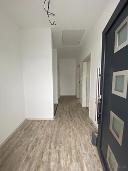3-izbový rodinný dvojdom na kľúč - 3