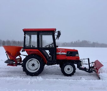 KUBOTA GL 23 Diesel motor 3 válec, 23HP + zimní výbava - 3