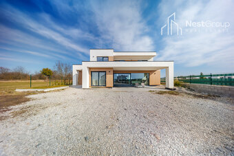 TOP CENADIZAJNOVÁ 5-IZBOVÁ VILA S POZEMKOM 1127 m2, SENEC - 3