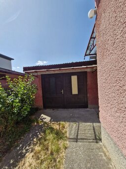 EXKLUZÍVNE na predaj 4-izbový RD v obci Bošany. - 3