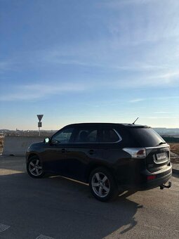 Outlander 3 2.2 110 kw 4x4 - 3