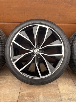 Letná sada 5x112 r19 235/40 r19 - 3