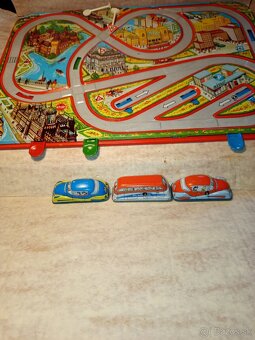 Plechová autodráha - 3