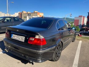 BMW e46 330d manuál - 3