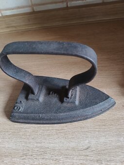 Svietniky a ine - 3