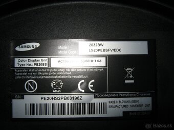 monitor SAMSUNG - 3