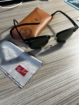 Ray-Ban Clubmaster - 3
