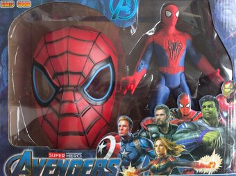 AVENGERS rôzne figúrky s maskou. - 3