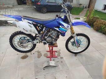 Yamaha YZF 250 - 3
