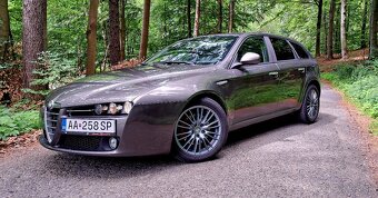 Alfa Romeo 159 - 3