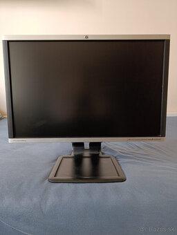 HP Compaq LA2405WG - 3