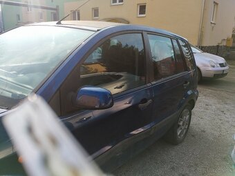 Predám na náhradné diely - 3