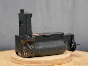 JUPIO JBG-S011 Battery Grip (Sony) - 3
