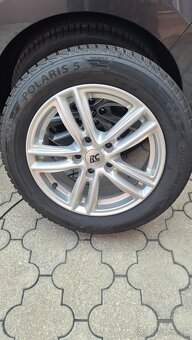 Hyundai i30 Fastback 103kw - 3