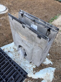 Betónová vpust na odtokový žľab - 3