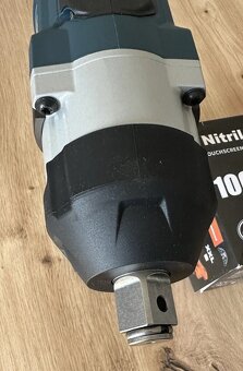 Rázový utahovák - Bosch GDS 18V-1050 H Professional - 3