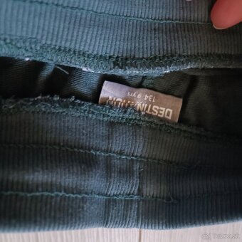 Chlapčenské tepláky veľkosť 134 - 3