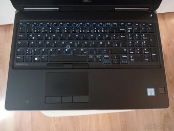 predám Dell precision 7520 , Intel core i7 , 32gb ram , ssd - 3