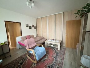 predaj útulného 2- izbového bytu v centre Turzovky - 3